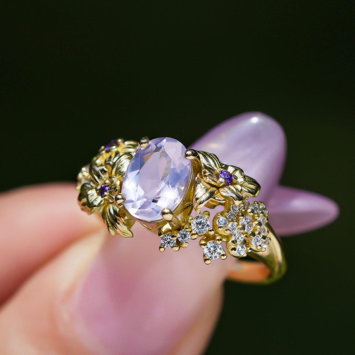 18K Gold Hand-Carved Iris Ring | Natural Lavender Amethyst