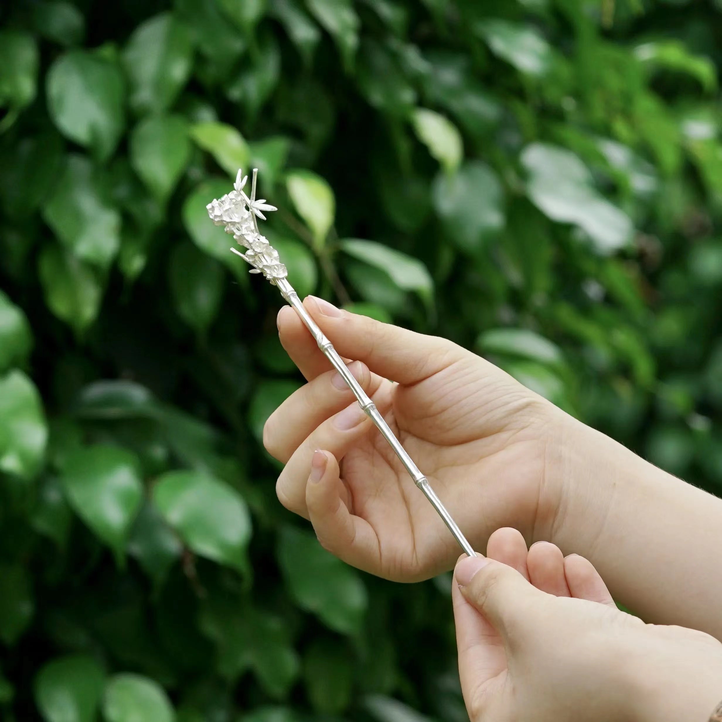 Emerald Bamboo Taihu Stone Hairpin
