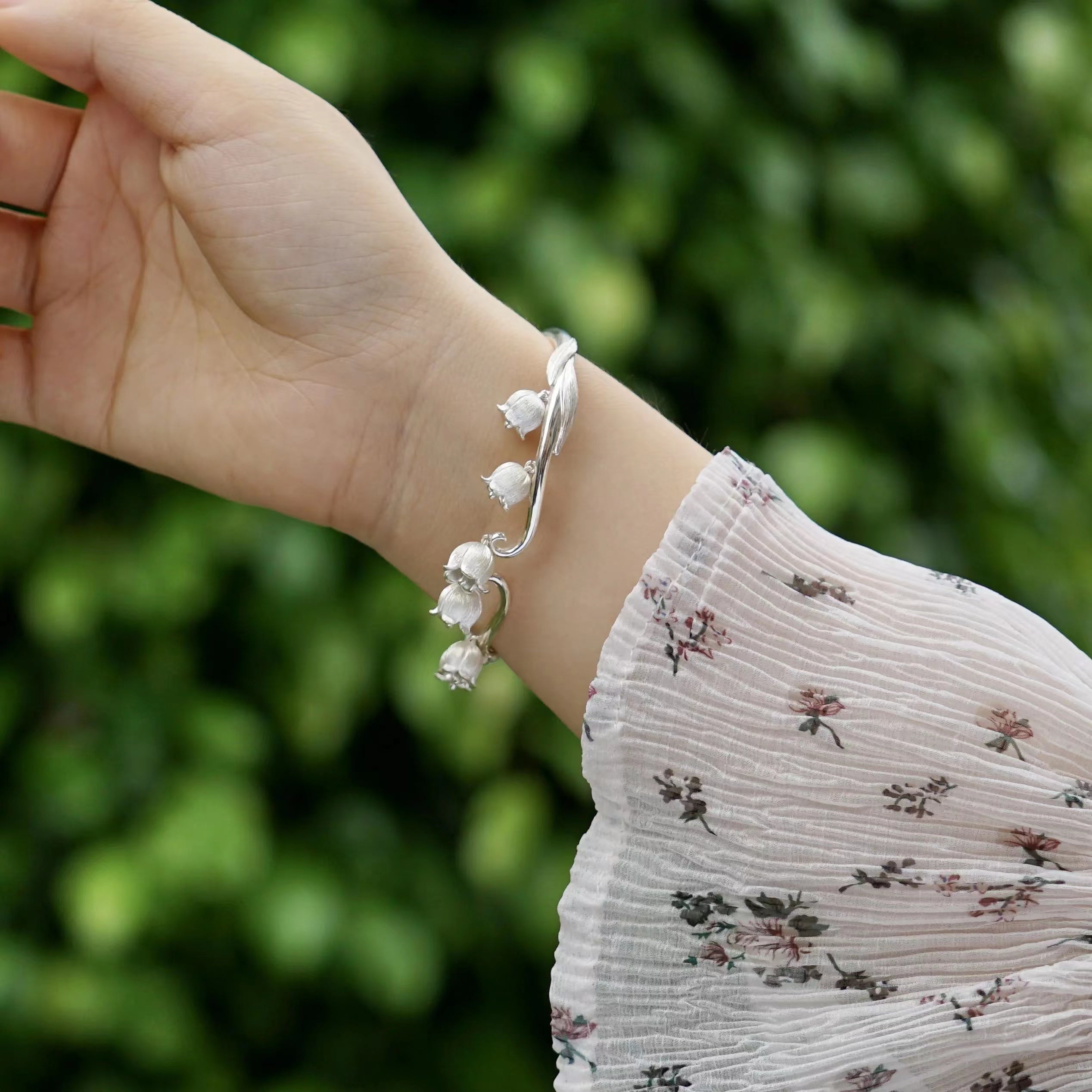 Fragrant Orchid Bracelet