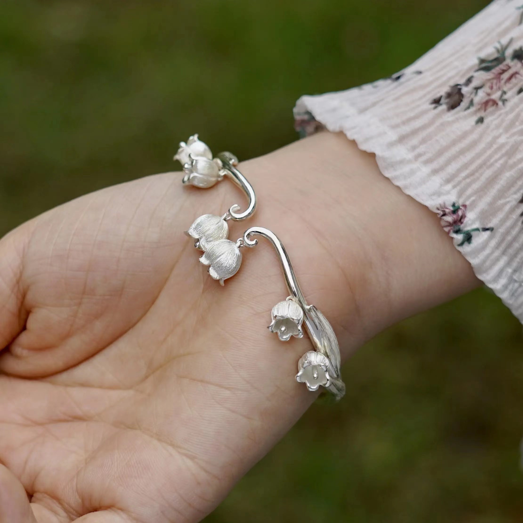 Fragrant Orchid Bracelet