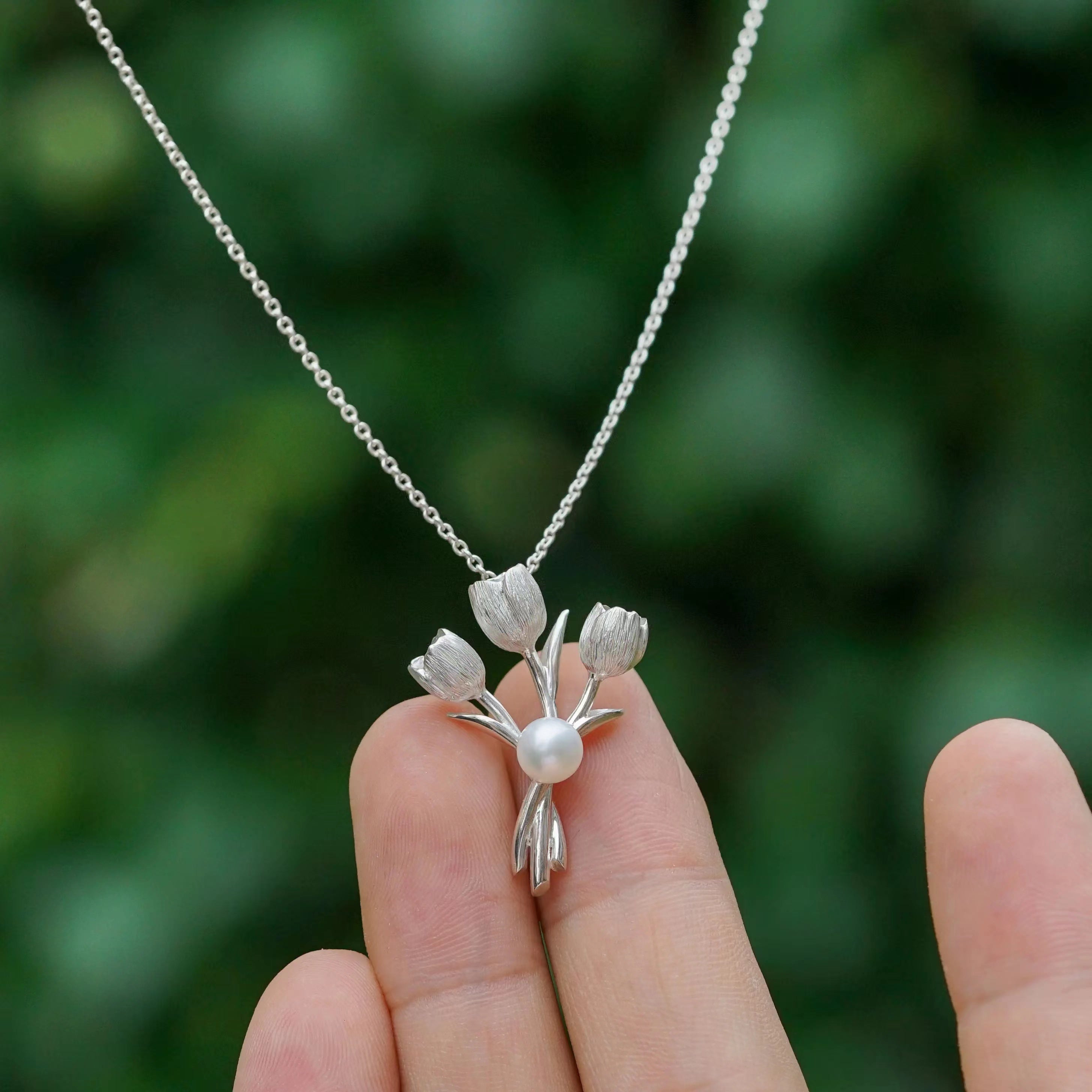 Tulip Dance Pendant