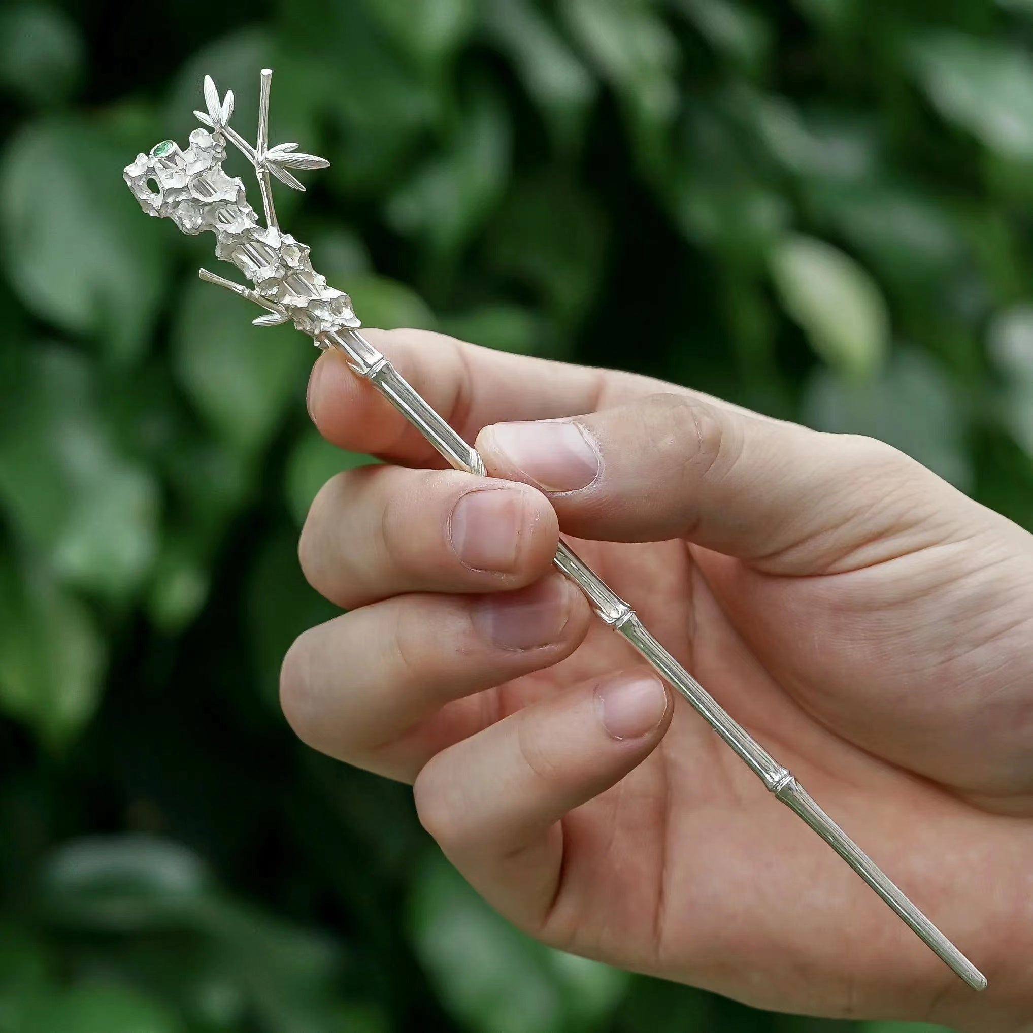 Emerald Bamboo Taihu Stone Hairpin