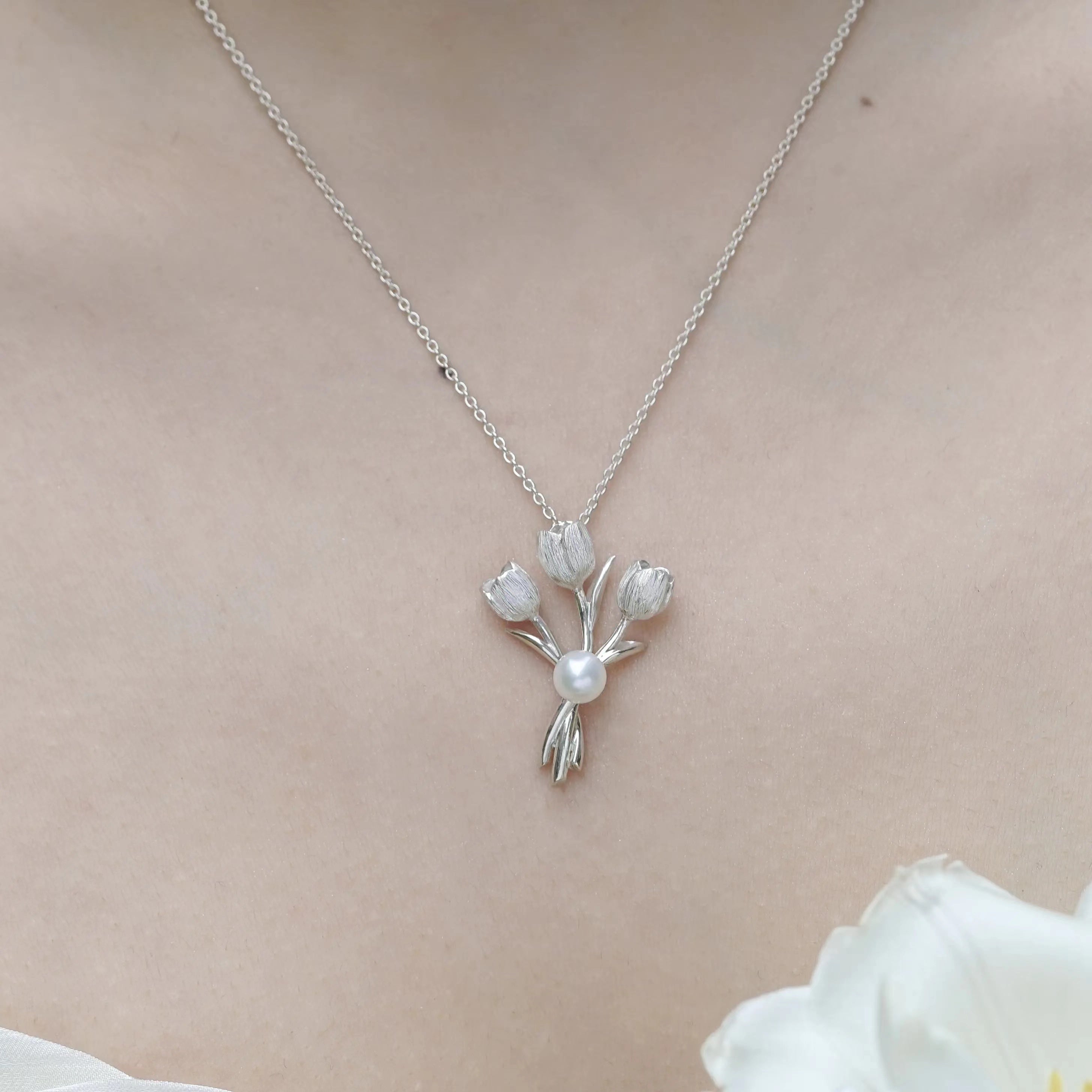 Tulip Dance Pendant